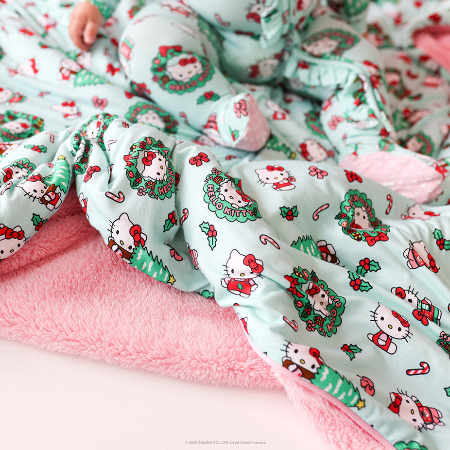 Hello Kitty® Wreath Luxe Plush Patoo® Blanket