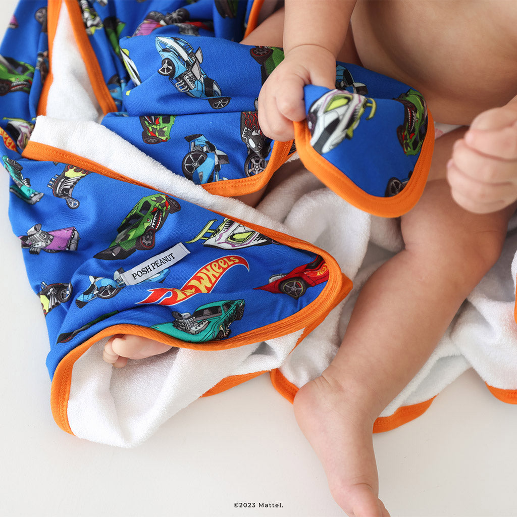 Hot Wheels™ Hooded Towel