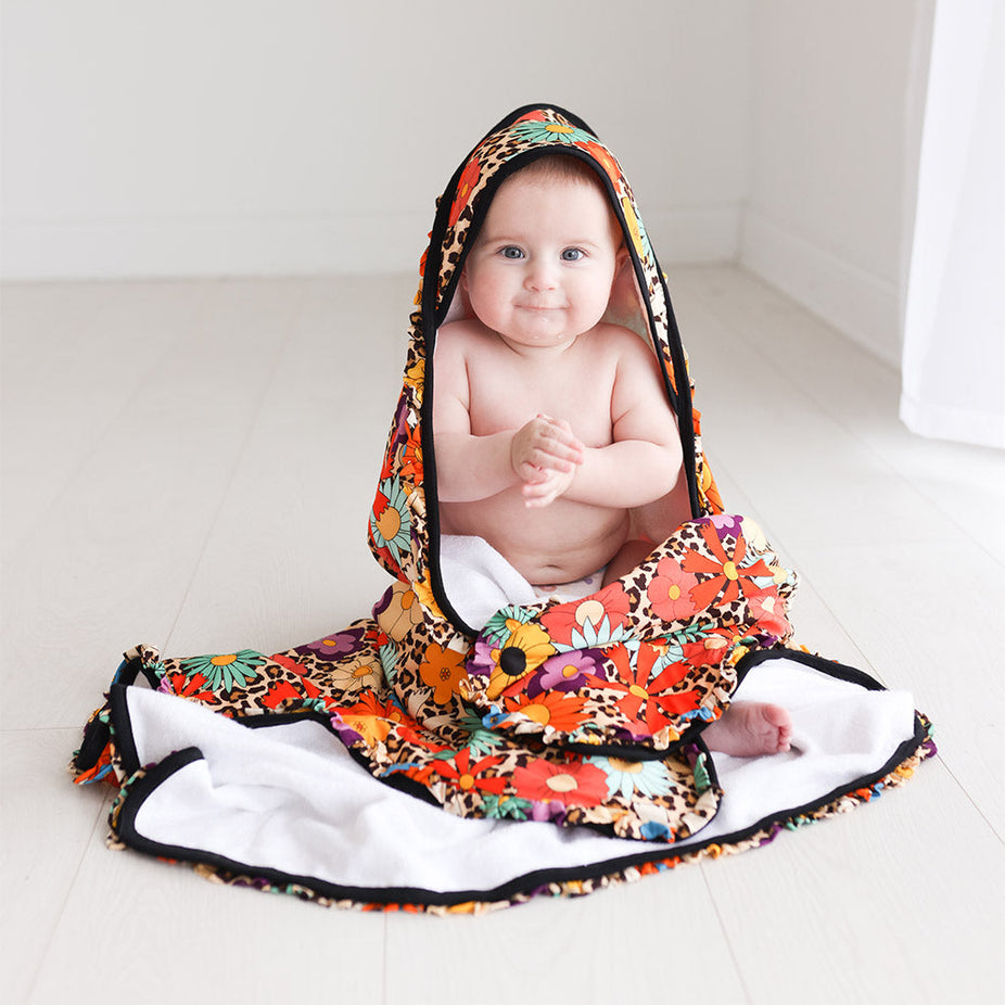 Moonbeam Ruffled Hooded Towel