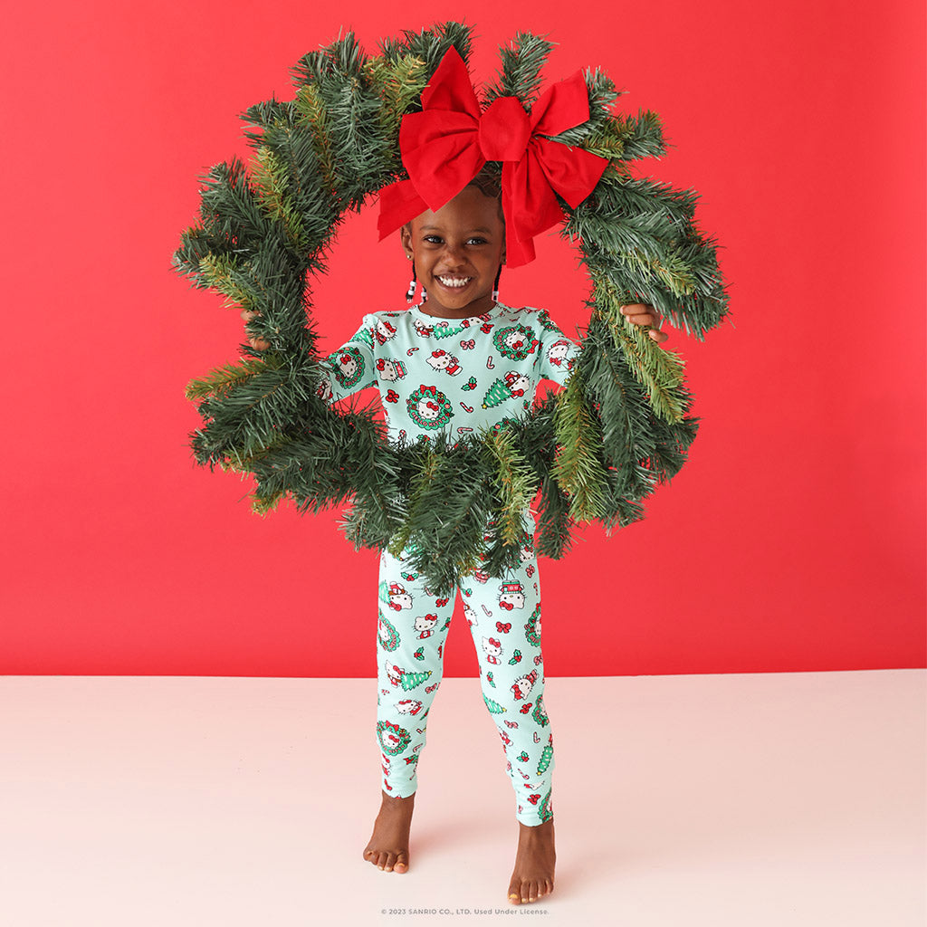 Hello Kitty® Wreath Classic Pajama Set