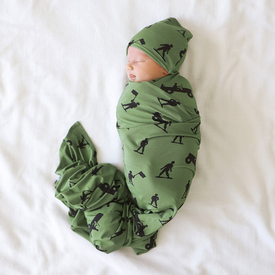 Williams Swaddle Beanie Set