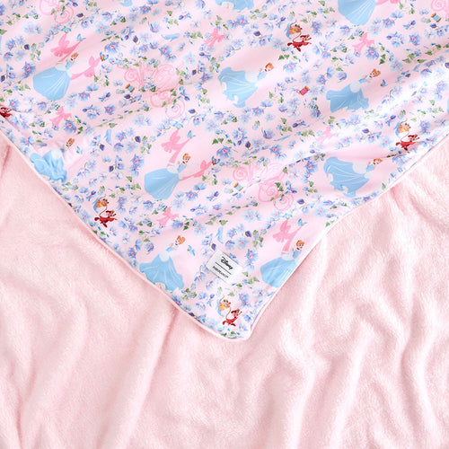 Disney Princess Cinderella Luxe Plush Patoo® Blanket