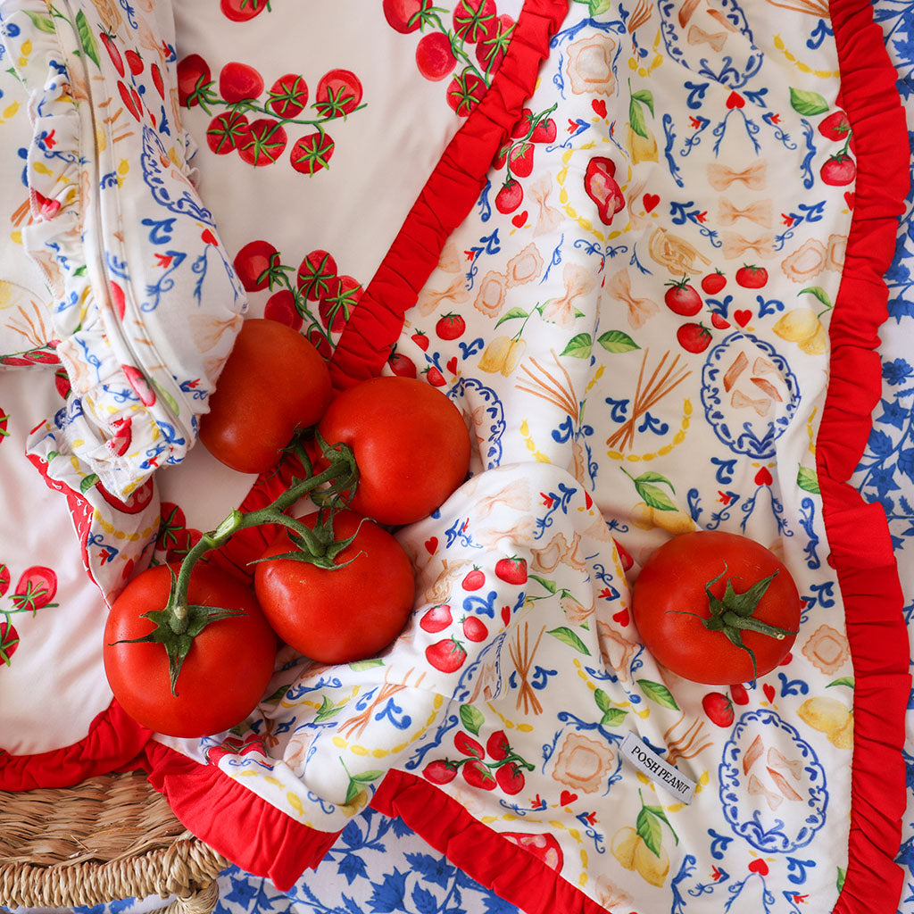 Mangia & Tomato Ruffled Luxette Patoo® Blanket