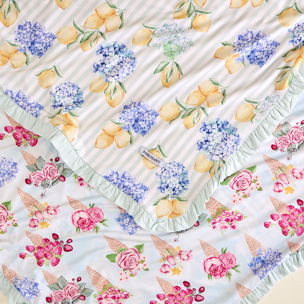 Nicola & Isolde Ruffled Luxette Patoo® Blanket
