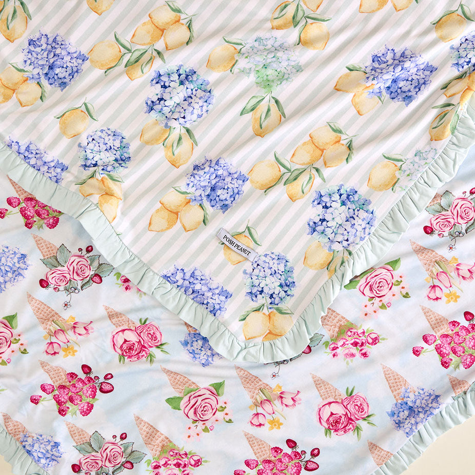 Nicola & Isolde Ruffled Luxette Patoo® Blanket