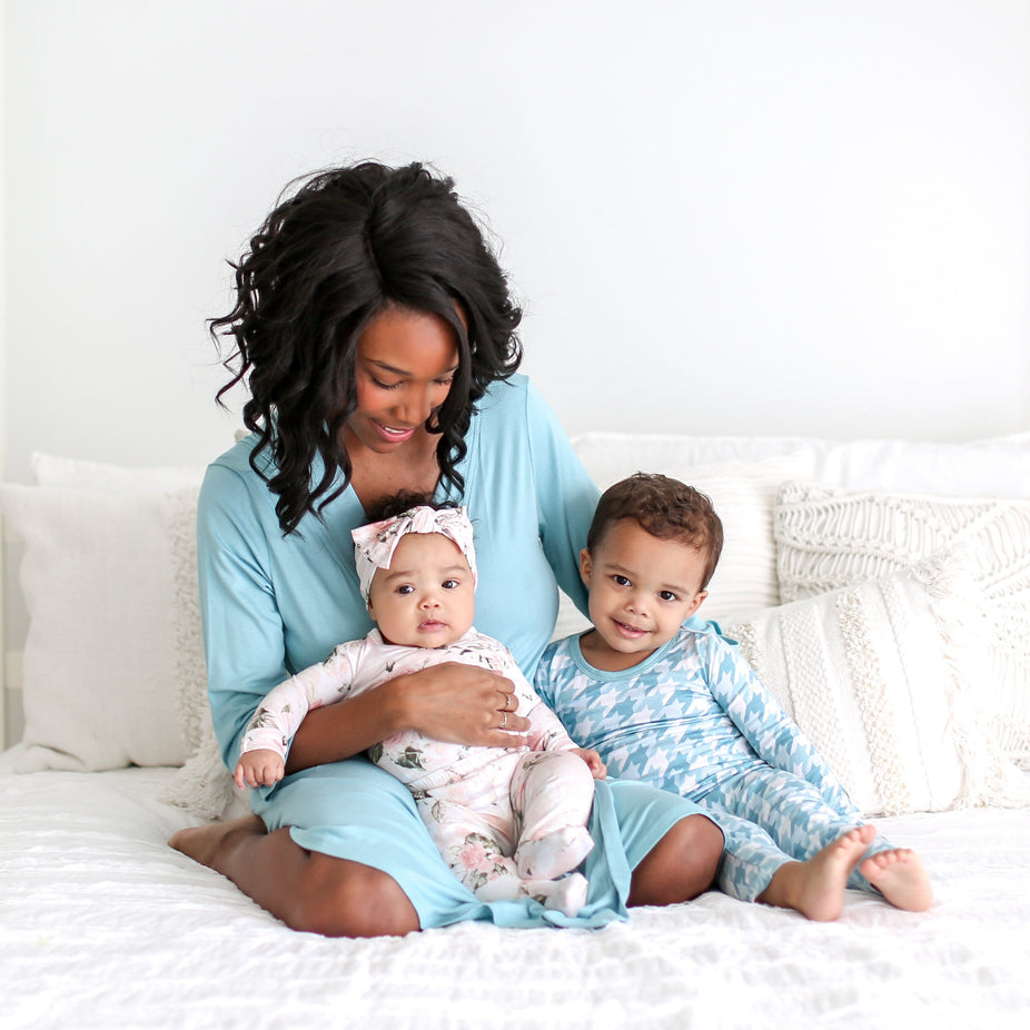 Posh-Peanut-Viscose-Bamboo-Stay-dry-fabric-reliably-chic-and-perfectly-practical-uniquely-designed-of-a-kind-mommy-robe in teal