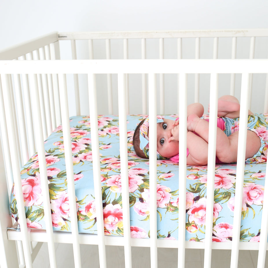 Carolina Floral Crib Sheet