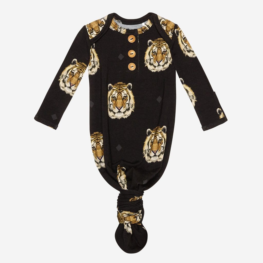 Mateo button knotted gown