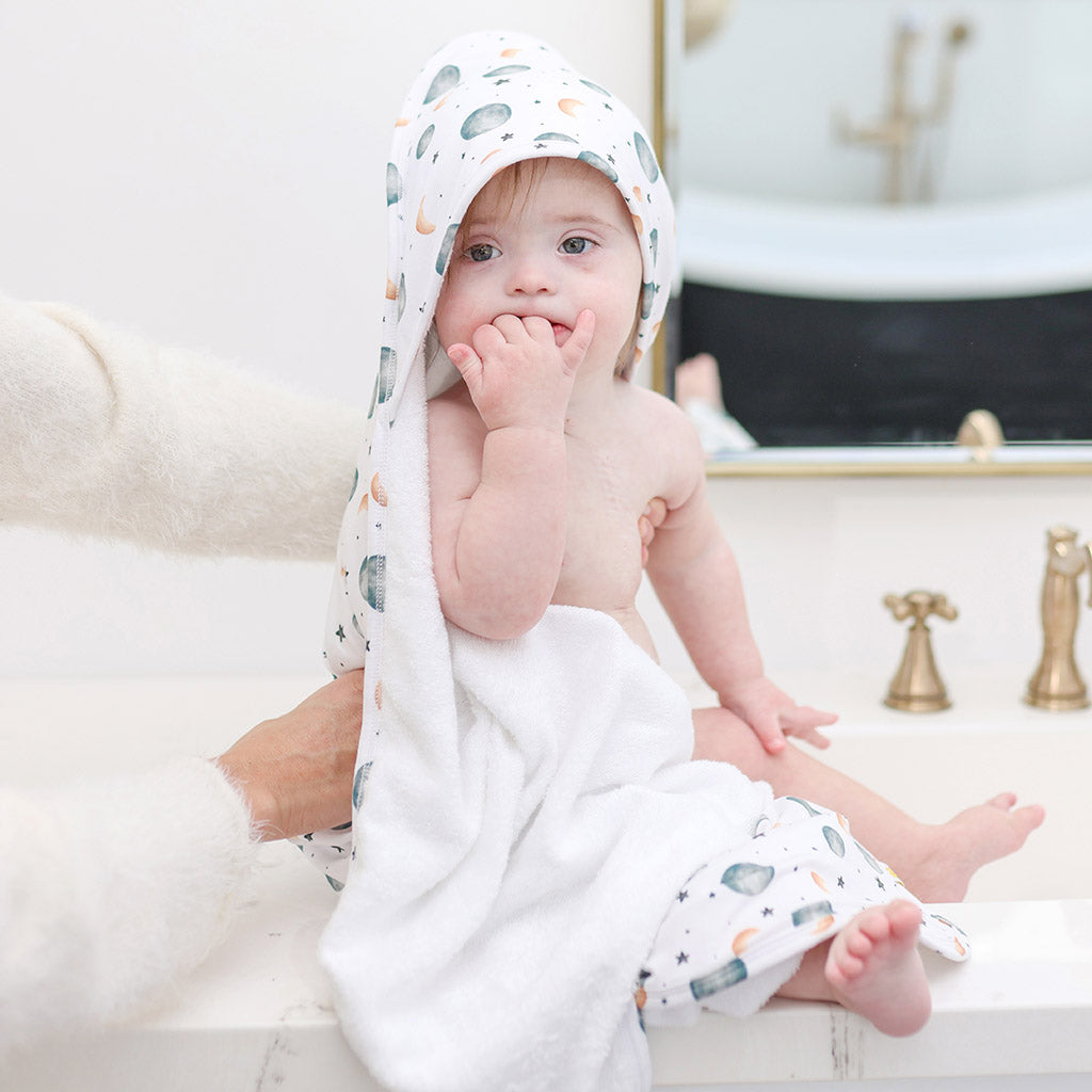 Roux Hooded Towel