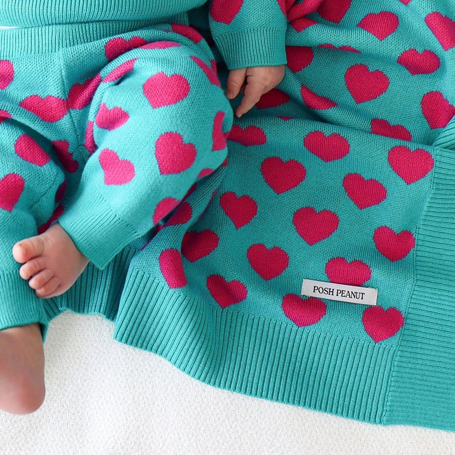 Queen of Hearts Jacquard Blanket
