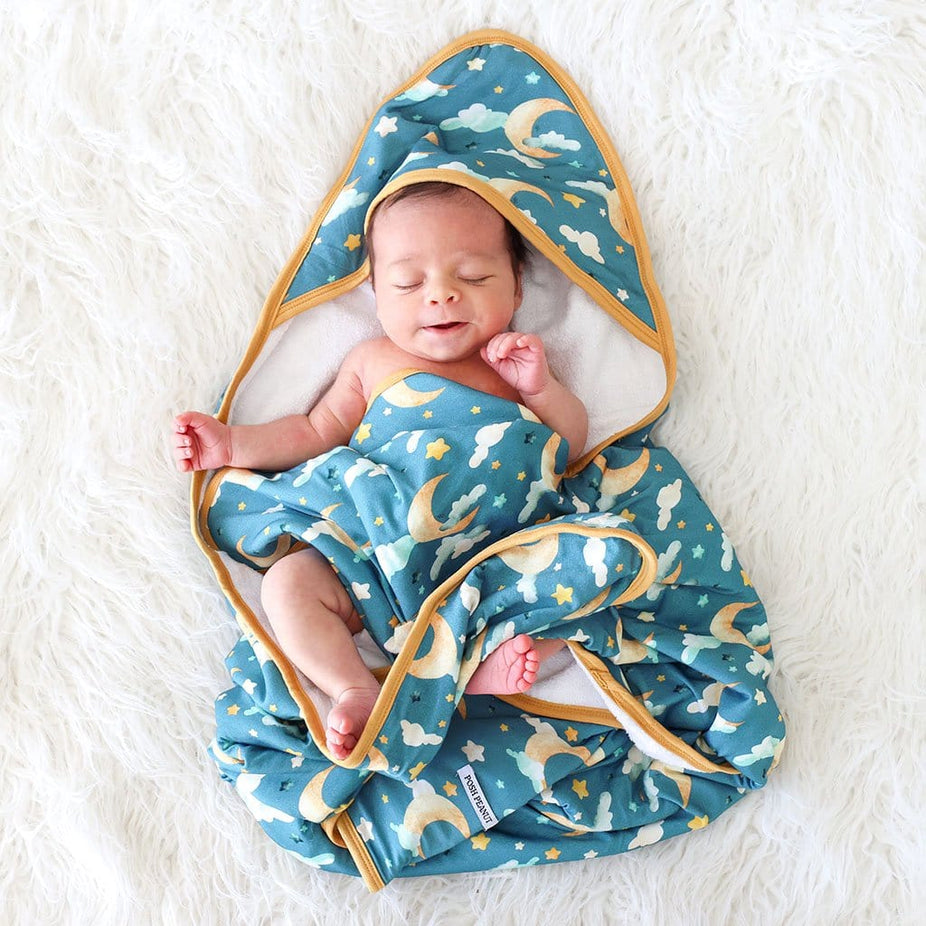 Artemis Hooded Towel