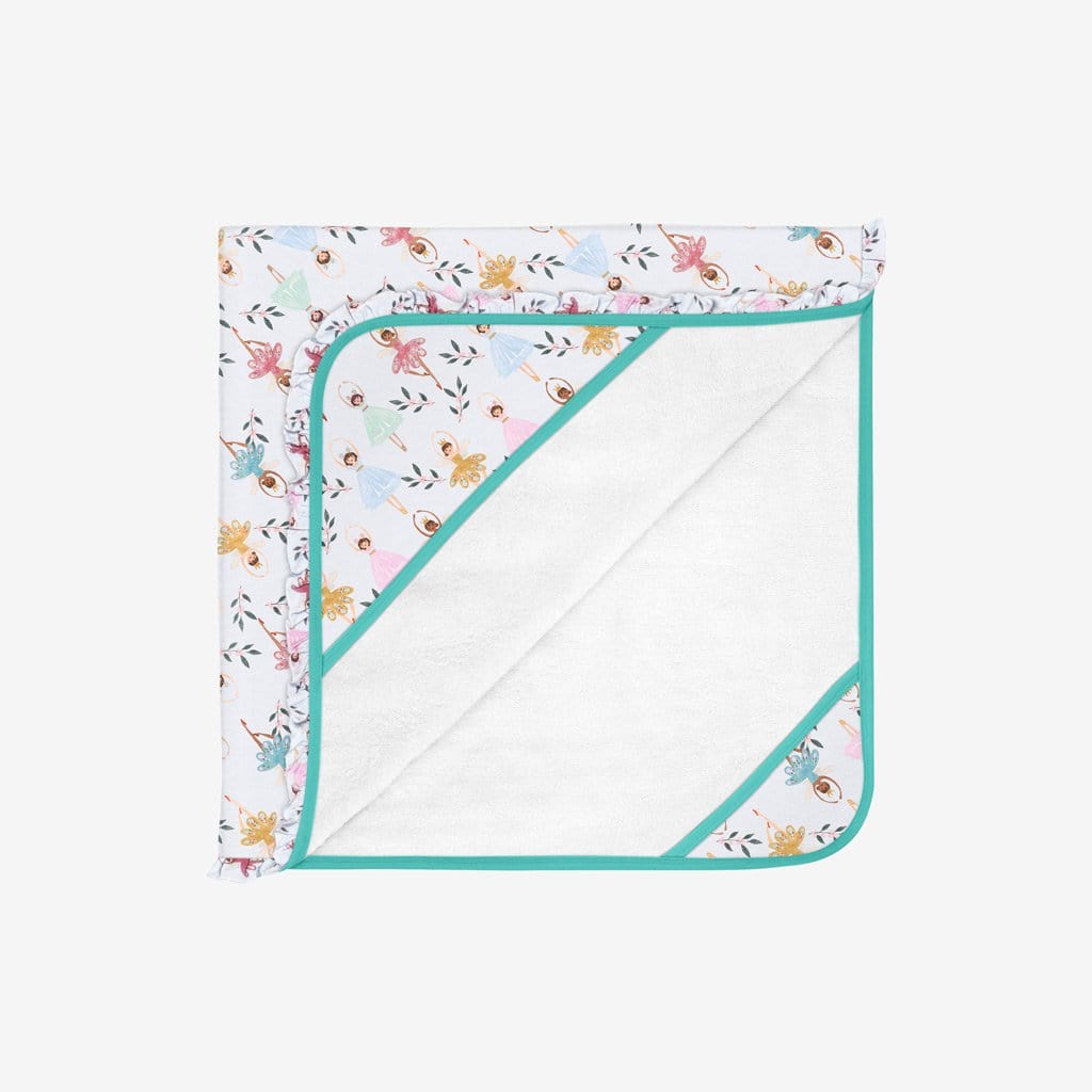 Noel Ruffled Hooded Towel