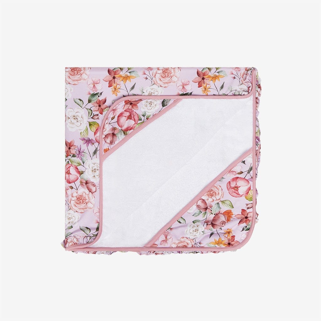 Pari Ruffled Hooded Towel