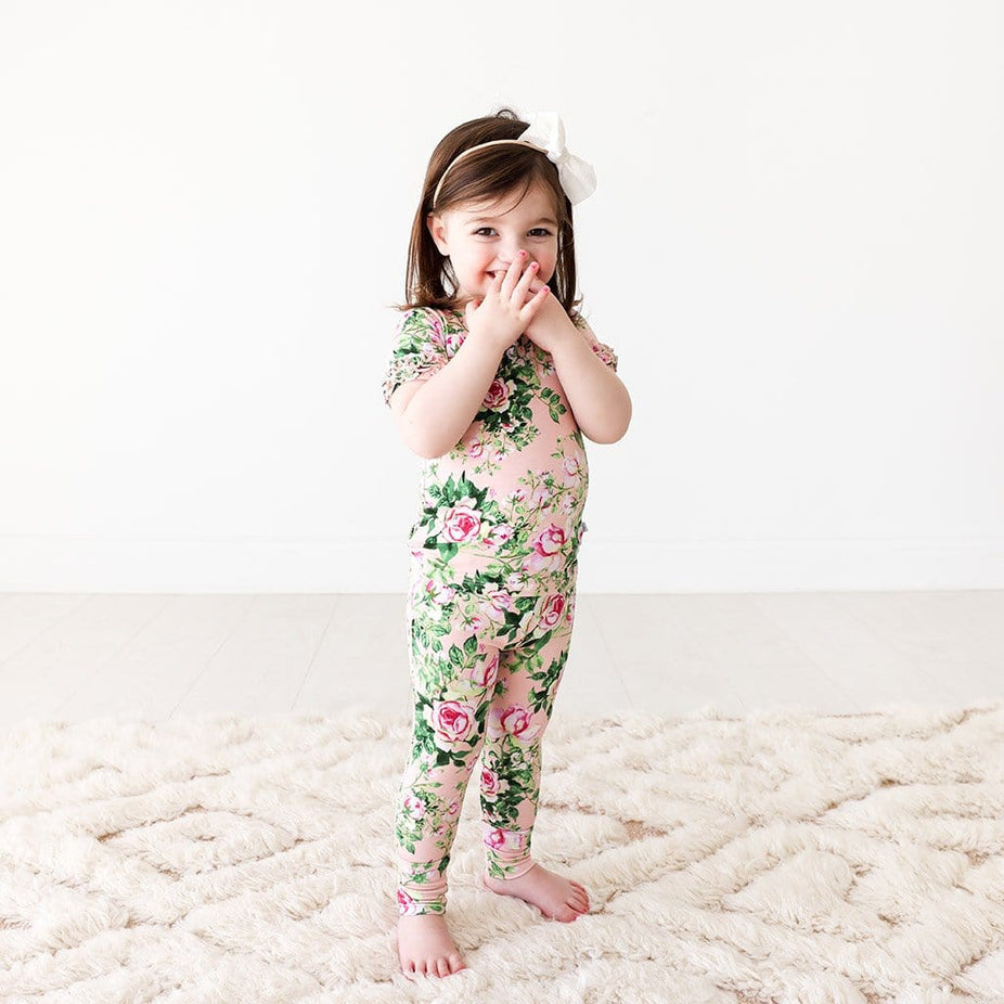 Renia Ruffled Short Sleeve Pajamas