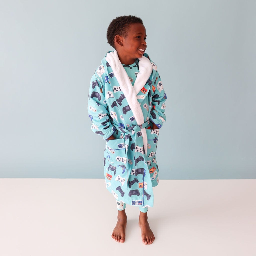 Gamer Kids' Long Sleeve Plush Robe