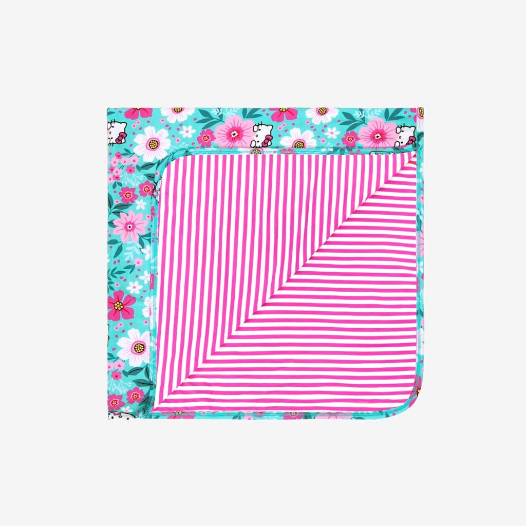 Hello Kitty® Floral & Hello Kitty® Stripe Patoo™ folded