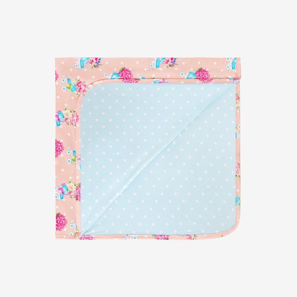 Jenny & Pinky Patoo folded