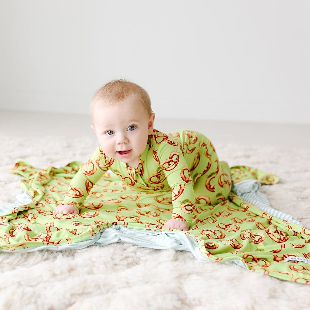 Baby on Pretzel & Green Stripe Patoo