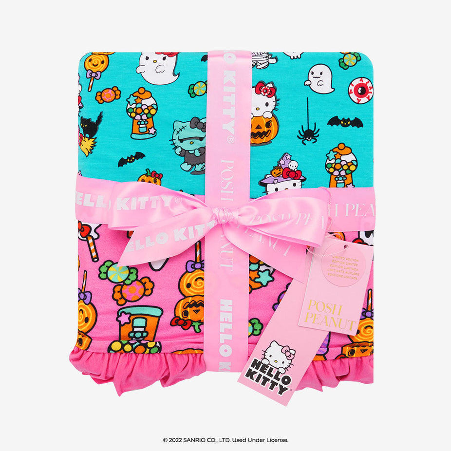 Hello Kitty® Halloween & Hello Kitty® Candy Ruffled Luxe Patoo® Blanket