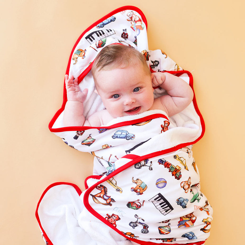 FAO Schwarz® Toys Hooded Towel