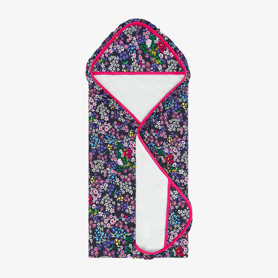 Endra Ruffled Hooded Towel