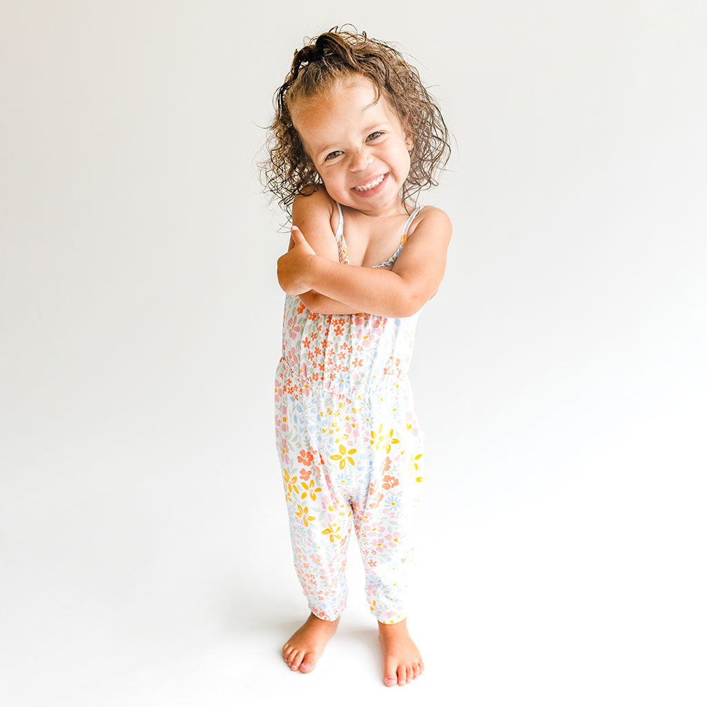 Zenni Sleeveless Smocked Jumpsuit