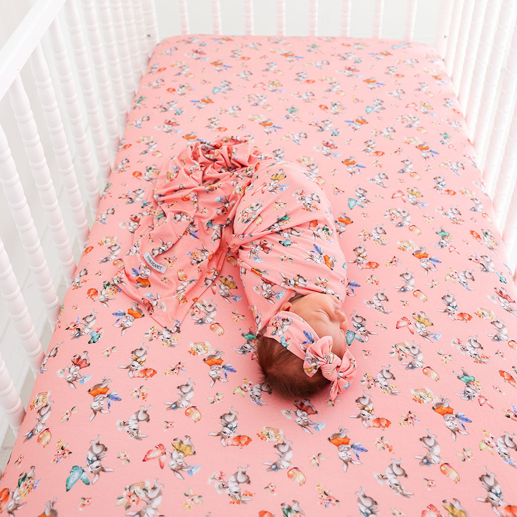 Betty Crib Sheet