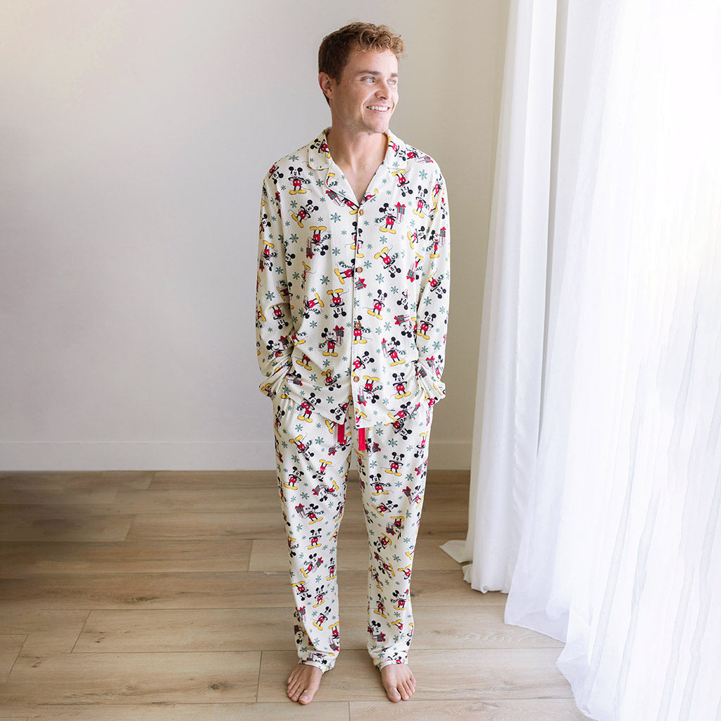 Disney Mickey Mouse Holiday Men's Relaxed Pant Luxe Loungewear