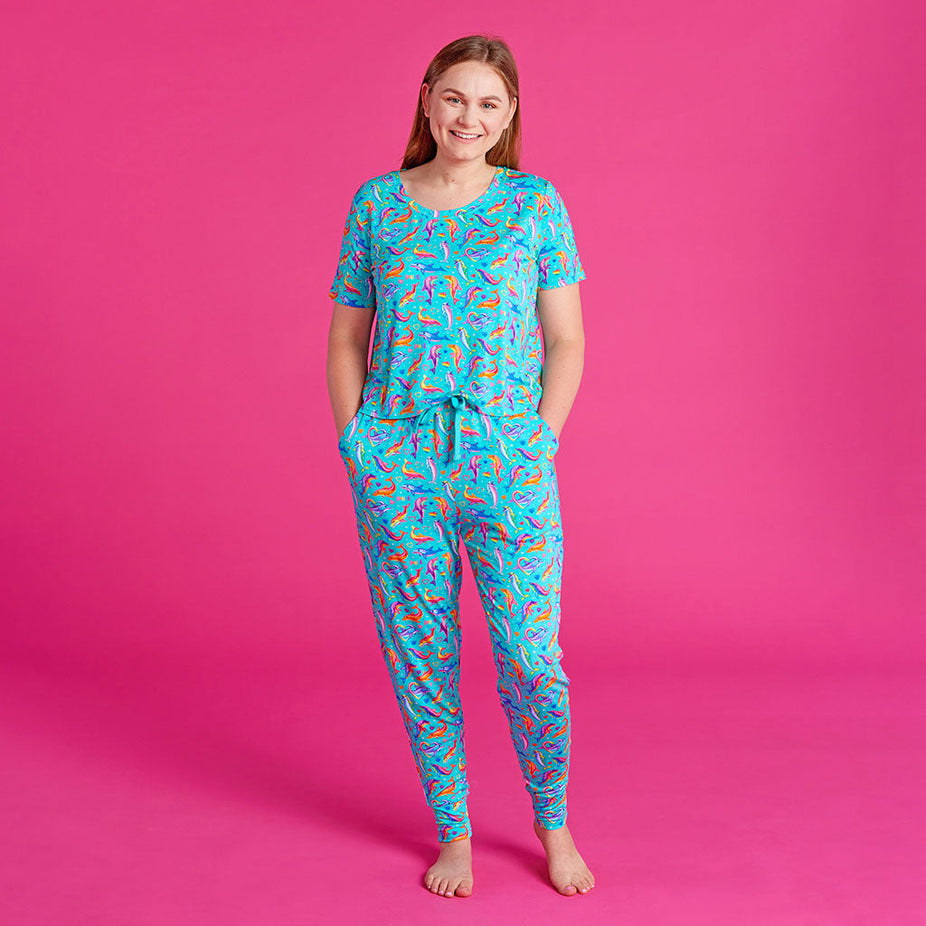 Lisa Frank® Dancing Dolphins™ Women's Short Sleeve Scoop Loungewear
