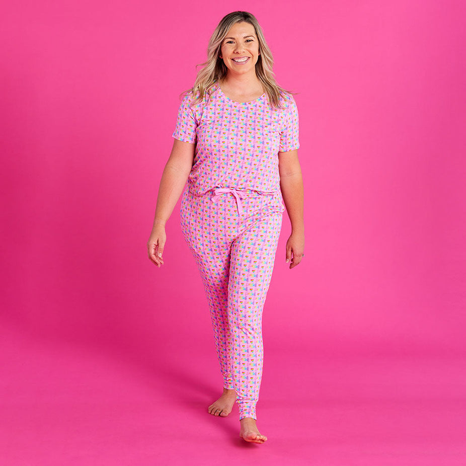 Lisa Frank® Women's Short Sleeve Scoop Loungewear