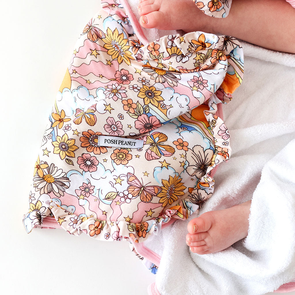 Dolly Ruffled Hooded Towel