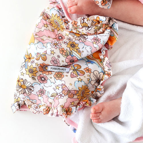 Dolly Ruffled Hooded Towel