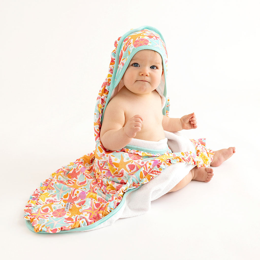 Sandy Ruffled Hooded Towel