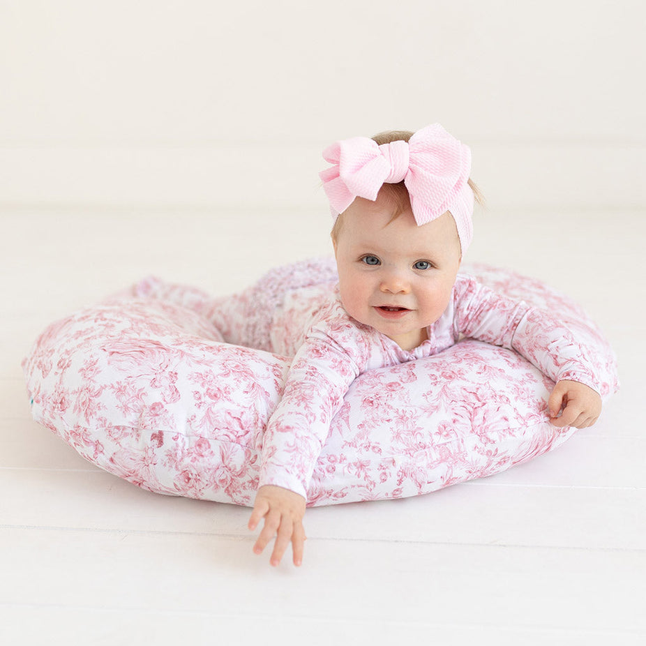 Antoinette Nursing Pillow Cover