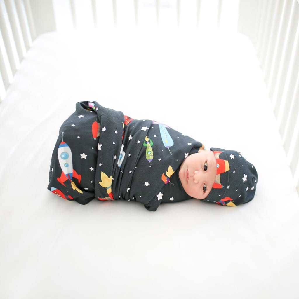 boy swaddle space design