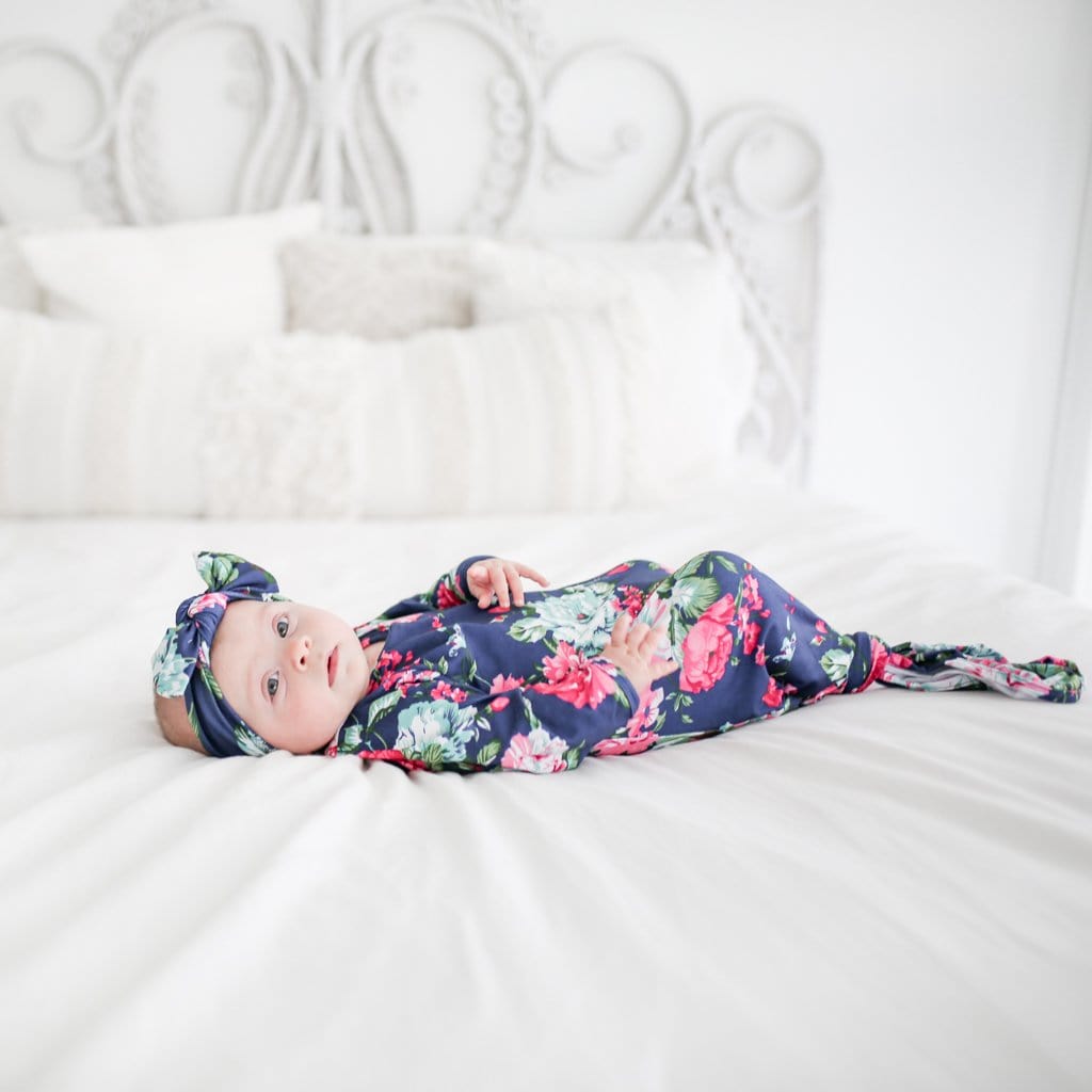 newborn knotted gown