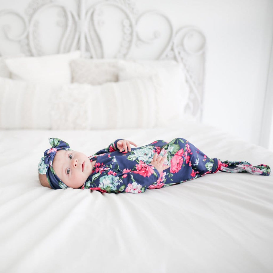 newborn knotted gown